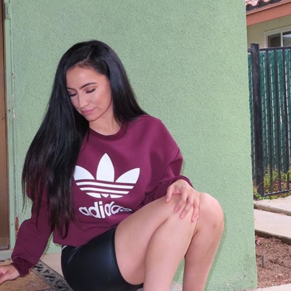 Adidas sweater